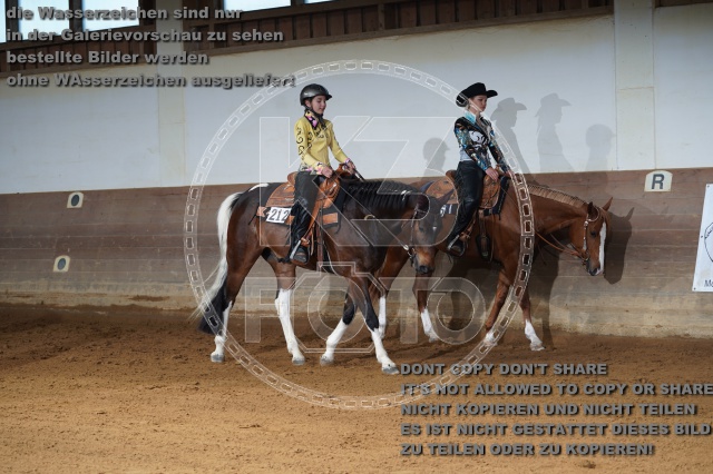 s_A_903069.JPG